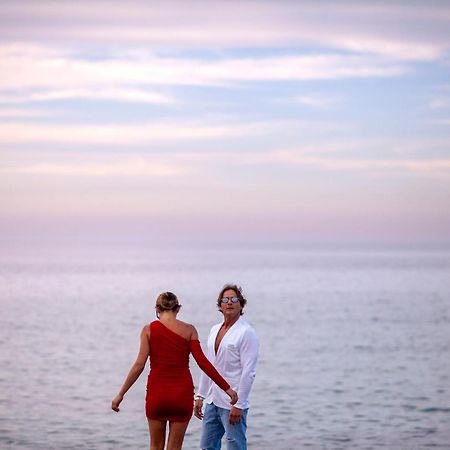 Bed and Breakfast Dimora Nesea Cozze Exterior foto